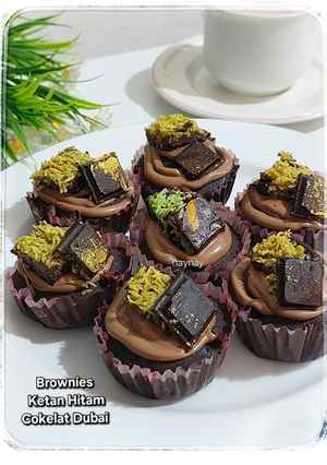 Brownies Ketan Hitam Cokelat Dubai (Cup Cake Brownies)